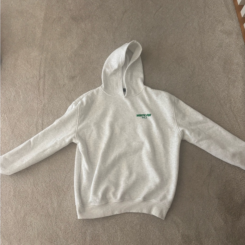 White Fox Boutique Gray Pullover Sweater